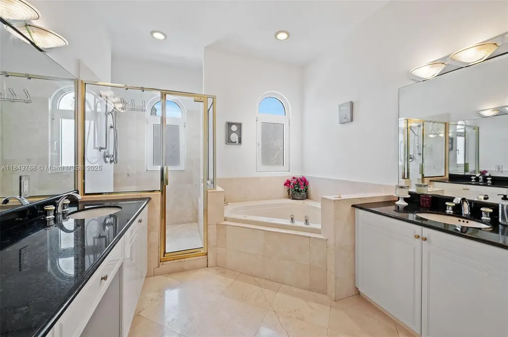1784 Bay Drive Pompano Beach FL 33062
