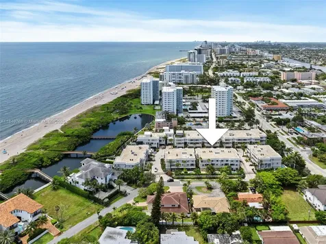 1784 Bay Drive Pompano Beach FL 33062