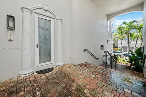 1784 Bay Drive Pompano Beach FL 33062