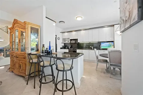 1784 Bay Drive Pompano Beach FL 33062