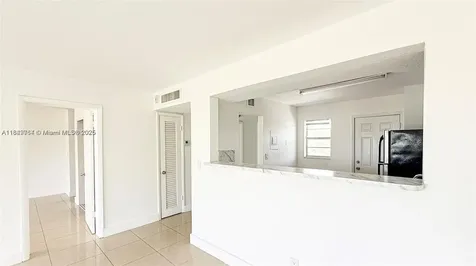 1450 NE 191st Street Miami FL 33179
