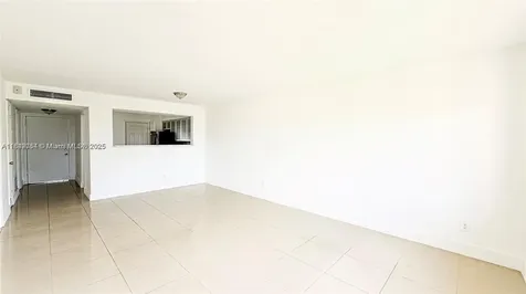 1450 NE 191st Street Miami FL 33179