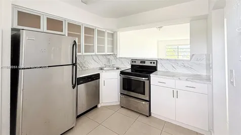 1450 NE 191st Street Miami FL 33179