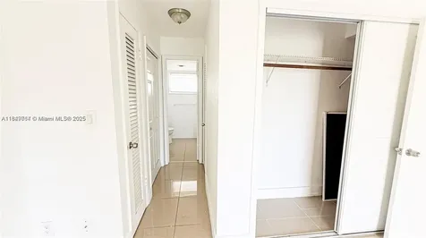 1450 NE 191st Street Miami FL 33179