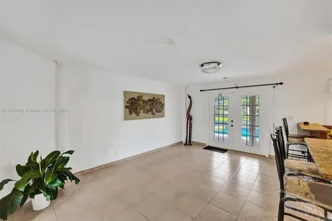 10476 SW 52nd Street Cooper City FL 33328