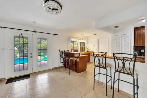 10476 SW 52nd Street Cooper City FL 33328