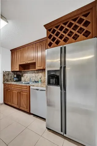10476 SW 52nd Street Cooper City FL 33328
