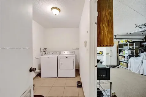 10476 SW 52nd Street Cooper City FL 33328
