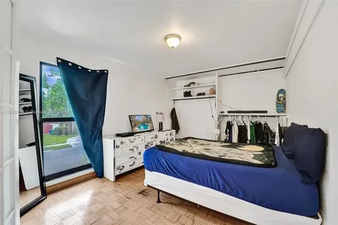 10476 SW 52nd Street Cooper City FL 33328