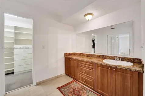 10476 SW 52nd Street Cooper City FL 33328