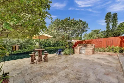 10476 SW 52nd Street Cooper City FL 33328