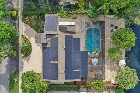 10476 SW 52nd Street Cooper City FL 33328