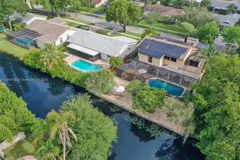 10476 SW 52nd Street Cooper City FL 33328