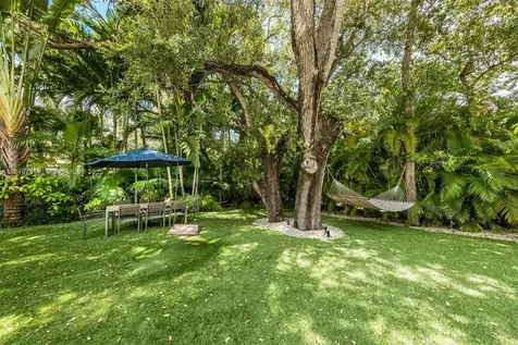 11055 Girasol Avenue Coral Gables FL 33156