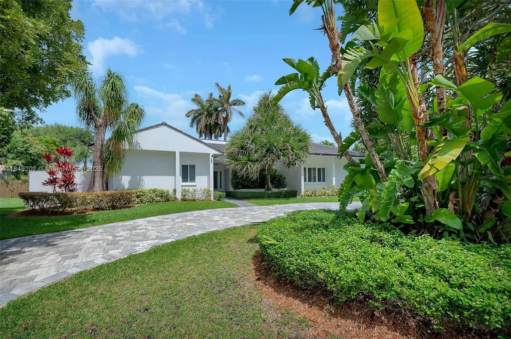 10651 SW 76th Avenue Pinecrest FL 33156