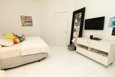 150 Sunny Isles Boulevard Sunny Isles Beach FL 33160
