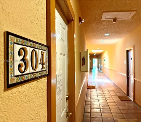 934 Michigan Avenue Miami Beach FL 33139