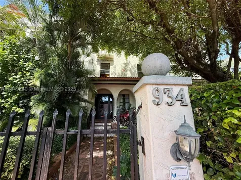 934 Michigan Avenue Miami Beach FL 33139