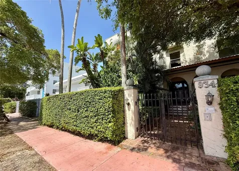 934 Michigan Avenue Miami Beach FL 33139