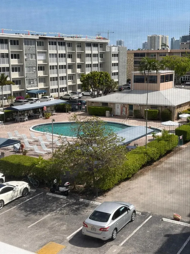 215 SE 3rd Avenue Hallandale Beach FL 33009
