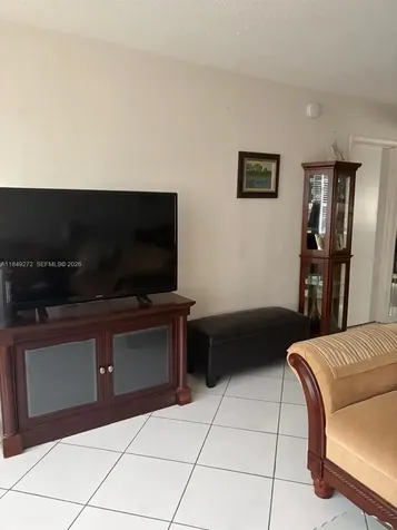 215 SE 3rd Avenue Hallandale Beach FL 33009