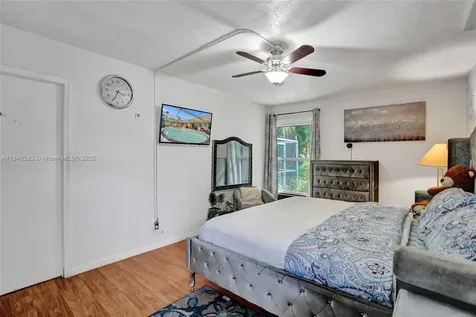 7811 NW 75th Avenue Tamarac FL 33321