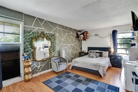 7811 NW 75th Avenue Tamarac FL 33321