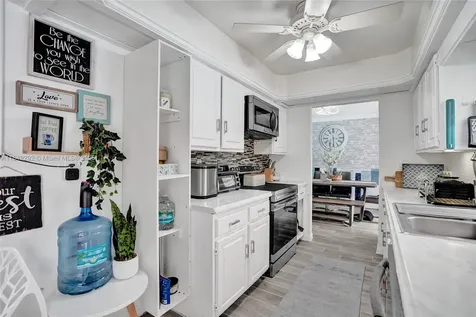 7811 NW 75th Avenue Tamarac FL 33321