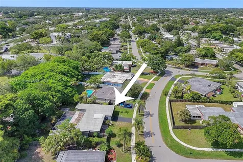 7811 NW 75th Avenue Tamarac FL 33321