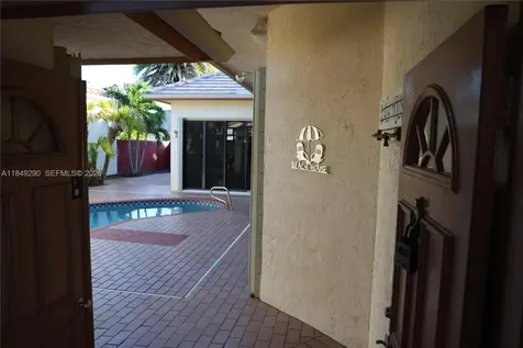 212 Citrus Trail Boynton Beach FL 33436