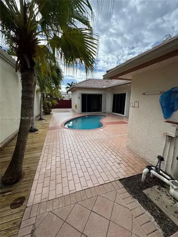 212 Citrus Trail Boynton Beach FL 33436