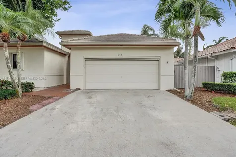 212 Citrus Trail Boynton Beach FL 33436