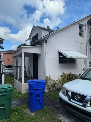 1499 NW 32nd Street Miami FL 33142