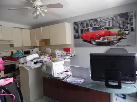 1695 W 6th Avenue Hialeah FL 33010