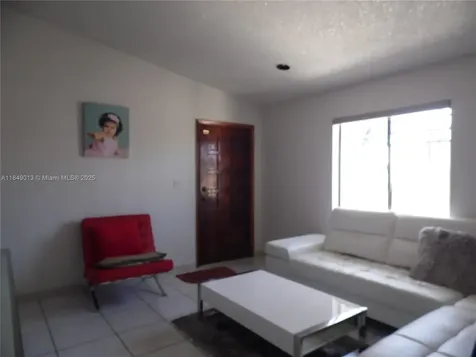 1695 W 6th Avenue Hialeah FL 33010