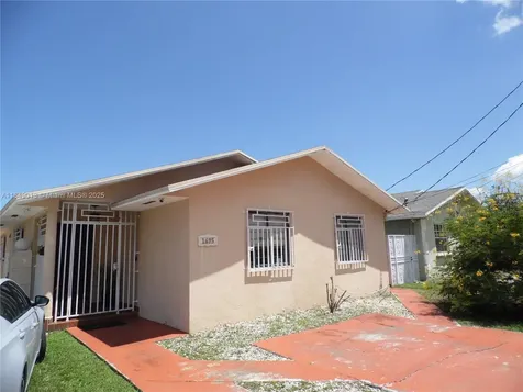 1695 W 6th Avenue Hialeah FL 33010