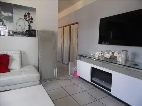1695 W 6th Avenue Hialeah FL 33010
