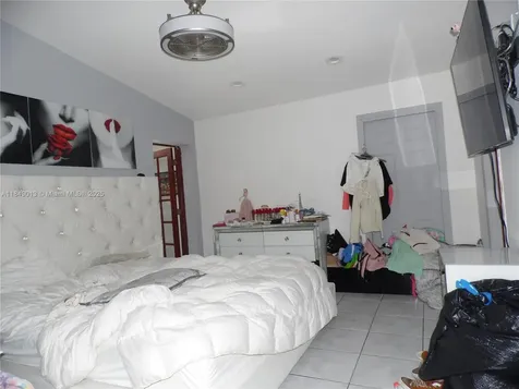 1695 W 6th Avenue Hialeah FL 33010
