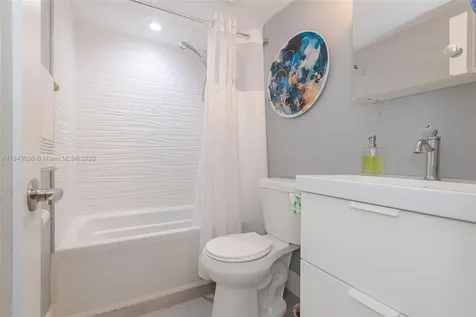 1631 NE 114th Street Miami FL 33181