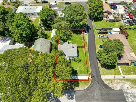 1355 NW 44th Street Miami FL 33142