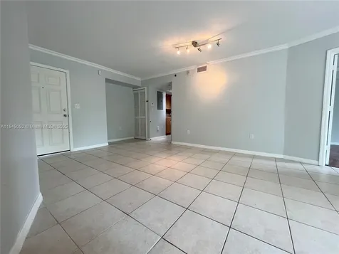 2415 NW 16th St Road Miami FL 33125