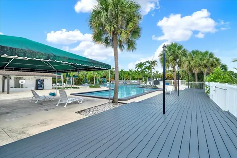 11338 SW 69th Lane Miami FL 33173
