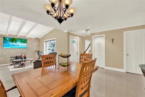 11338 SW 69th Lane Miami FL 33173