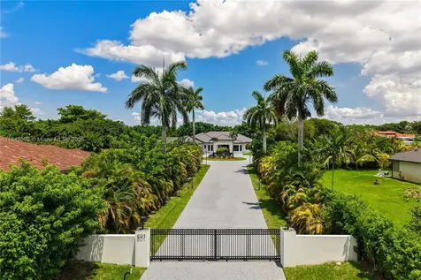 601 Ranch Road Weston FL 33326