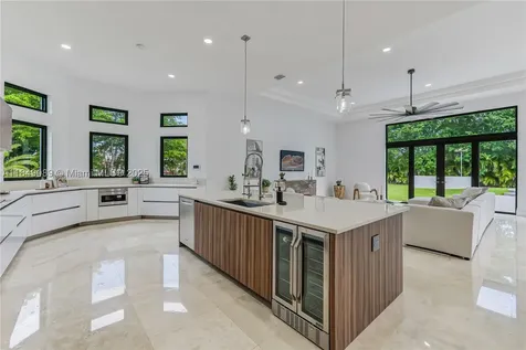 601 Ranch Road Weston FL 33326