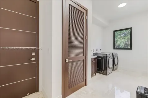 601 Ranch Road Weston FL 33326