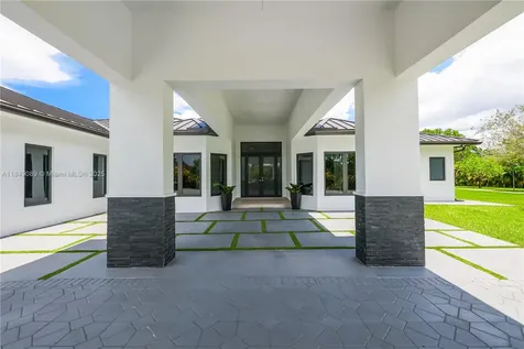 601 Ranch Road Weston FL 33326