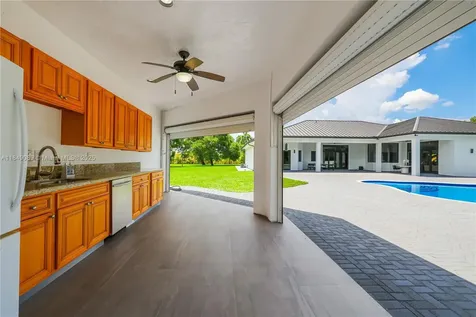 601 Ranch Road Weston FL 33326