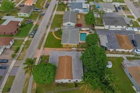 17915 NW 43rd Court Miami Gardens FL 33055