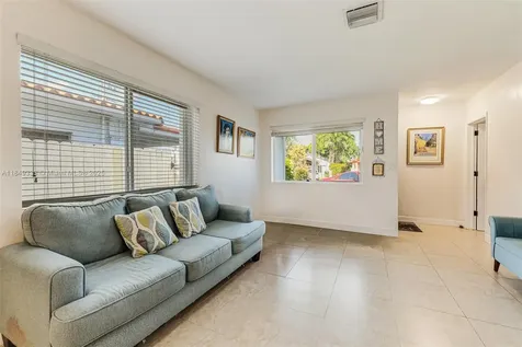 250 NW 61st Avenue Miami FL 33126